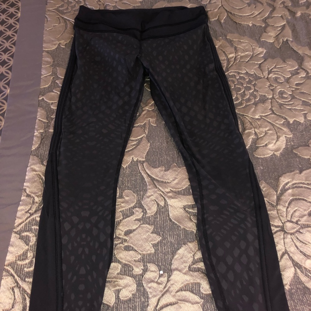 Lululemon workout pants